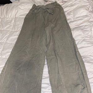 H&M green pants